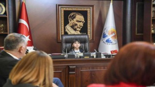 Zeydan Karalar makamını küçük Melise bıraktı