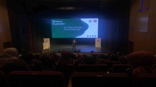 Zeytinburnunda Ramazan Seminerlerinin konuğu Yazar Mehmet Fatih Çıtlak oldu