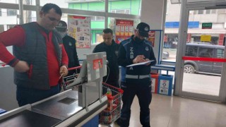 Zincir marketlerde fiyat uyuşmadı, fırınlarda gramaj eksik çıktı