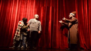 Ziyafet sofrası Yıldırımlıları kahkahaya boğdu