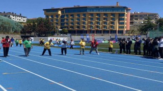 2 bin 100 sporcu, Üsküdarda 15. Uluslararası Özel Sporcular Atletizm Şenliğinde ter döktü