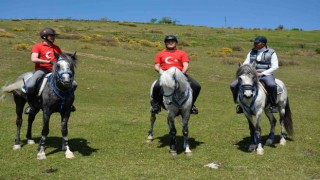 2 bin rakımlı yaylada atlı safari