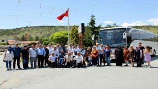 33 yıl sonra gazi arkadaşlarını ziyaret ettiler
