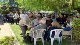 60 yıllık okul arkadaşları buluştu