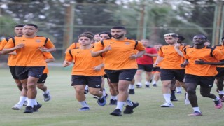 Adanaspor bayramın ikinci günü top başı yaptı