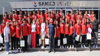 Adil Sani Konukoğlu Spor Lisesi öğrencileri SANKOda