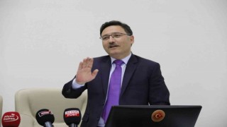 Afyonkarahisardan Kayseriye atanan Vali Gökmen Çiçek;