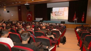 “Ahlatta Ay ve Yıldız, Beyhan ve Haluk Karamağaralı” biyografi belgeseli galası yapıldı