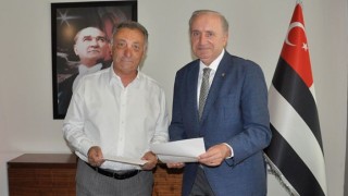 Ahmet Nur Çebi, başkanlık için adaylık başvurusunda bulundu