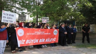 Aile Haftasında “Biz büyük bir aileyiz” yürüyüşü