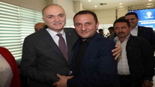 AK Parti bayramlaşmasında birlik mesajı verildi