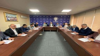 AK Partide ilçe başkanları toplantısı
