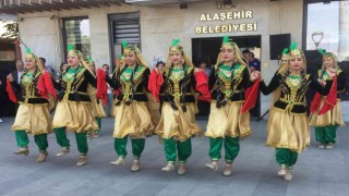 Alaşehirde Gençlik Yürüyüşü yapıldı