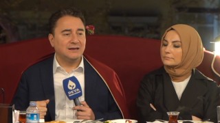 Ali Babacan: "İnsanlar Kazanılmış Hakları Kaybetmeyeceğini Bilmeli"