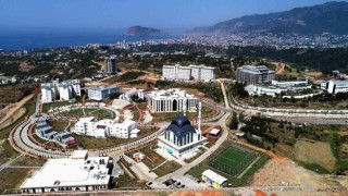 ALKÜ ilk Erasmus KA171 anlaşmasını imzaladı