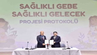 Altıeylül Belediyesi anne adaylarının yanında