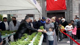 Anneler Gününde annelere çok özel hediye