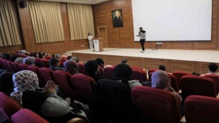 “Annelerin ve Çocukların Gözünden Anne Olmak”