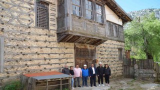 Antalyada 300 yıllık tescilli 40 düğmeli ev turizme kazandırılacak