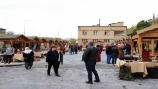 Antika Pazarı tutkuya dönüştü