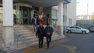 Aranan 17 kişi yakalandı