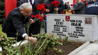Arife gününde şehitler dualarla yad edildi