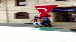 Arnavutköyde ahırlara dadanan hırsızlara polisten darbe