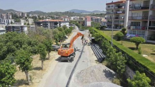 ASKİ, Kuşadasında altyapı yenileme çalışmalarına devam ediyor