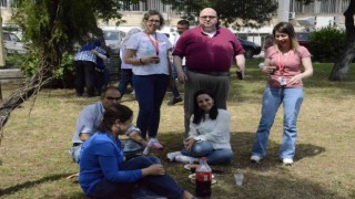 Aydın Atatürk Devlet Hastanesinde piknik havasında kutlama