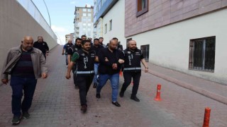 Baba ve oğullarından 100 milyon TLlik vurgun