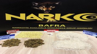 Bafrada çok miktarda uyuşturucu ele geçirildi, 2 kişi gözaltına alındı