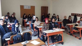 Bağlar Belediyesinden üniversite adaylarına hizmet