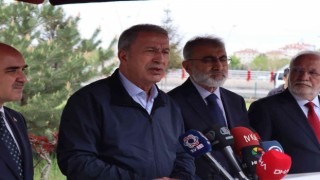 Bakan Akar: “Irak ve Suriyenin kuzeyinde tek amacımız var o da teröristle mücadele etmek”