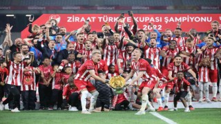Bakan Kasapoğlundan Sivasspor için tebrik mesajı
