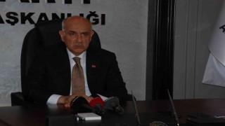 Bakan Kirişciden İzmir övgüsü