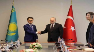 Bakan Varank: “(Kazakistan ile) Dış ticaret anlamında koyduğumuz 10 milyar dolarlık bir hedef var”