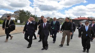 Bakan yardımcısı Erdil Karsta