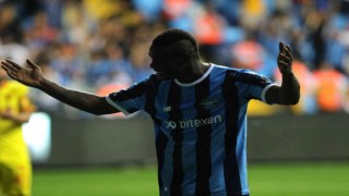 Balotellinin 5 gollük performansı dünya gündeminde