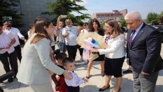 Bartının ilk kadın Valisi Arslan göreve başladı