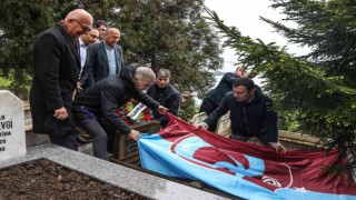 Başkan Ahmet Ağaoğlu, vefat eden taraftarların mezarlarını ziyaret etti