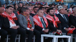 Başkan Böcek: Toroslardan tüten dumanı Antalyadan dünyaya yayıyoruz