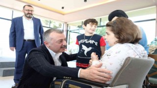 Başkan Büyükakın: Başımızın üzerinde yeriniz var