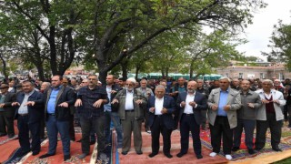 Başkan Büyükkılıç, şükür ve yağmur duasına katıldı