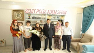 Başkan Fadıloğlu Şehit annesinin anneler gününü kutladı