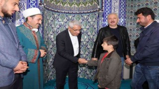 Başkan Güder vatandaşların bayramını kutladı