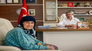 Başkan Gülerin anne acısı