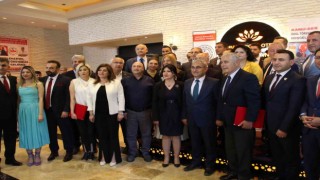 Başkan Işıka “Yılın En Başarılı Belediye Başkanı” ödülü