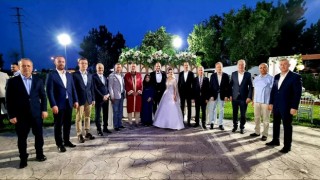 Başkan Işıksu nikahı kıydı, Bakan Yardımcısı Duran nikah şahidi oldu