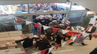 Başkentte açılış yapan mağazada indirim izdihamı