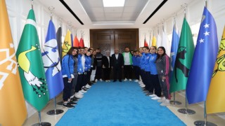 Bayan futbolculardan Başkan Güdere 2.Lig sözü